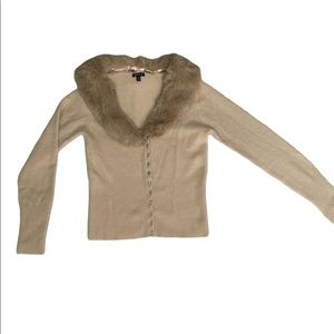 Vintage Arden B Wool Blend Fitted Cream Buttoned Cardigan Sweater (Medium)